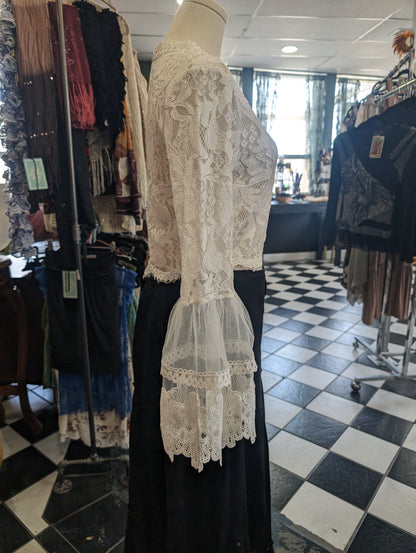 Revamped white lace bell sleeve crop top